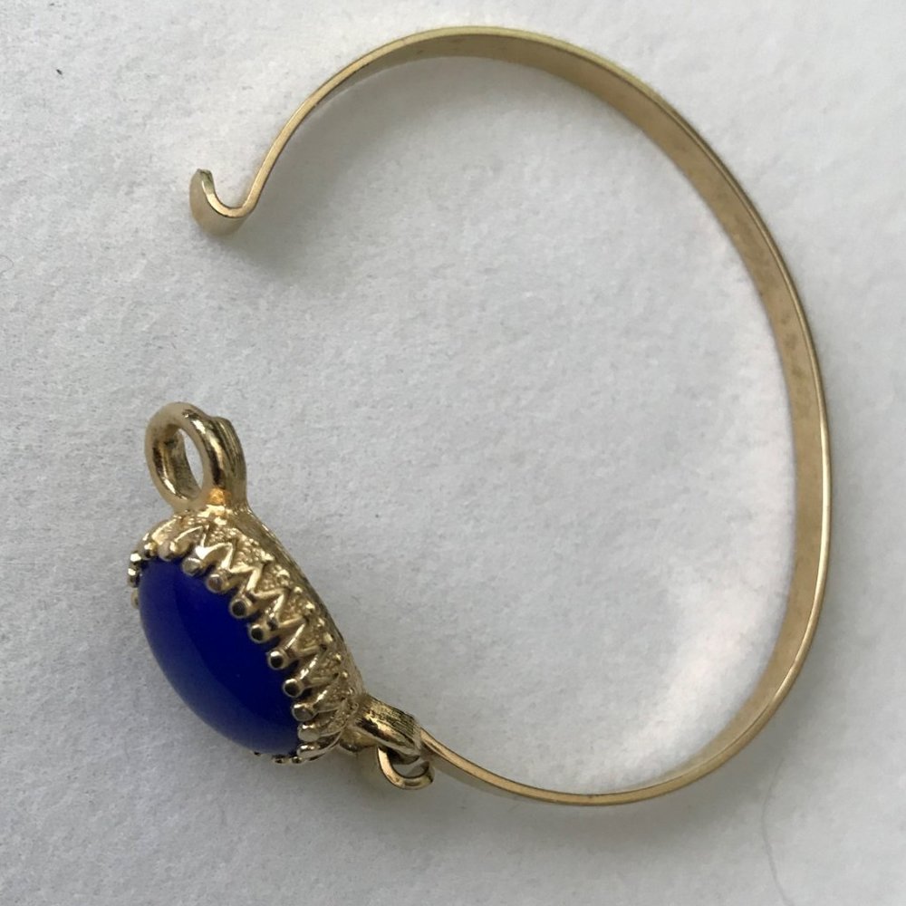 Royal Blue stone & Gold Tone Avon Bracelet- SMALL